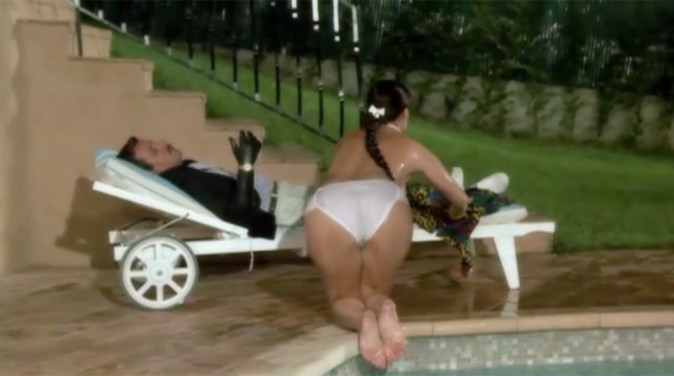 Roba da ricchi nude scenes preview Roba da ricchi nude scenes